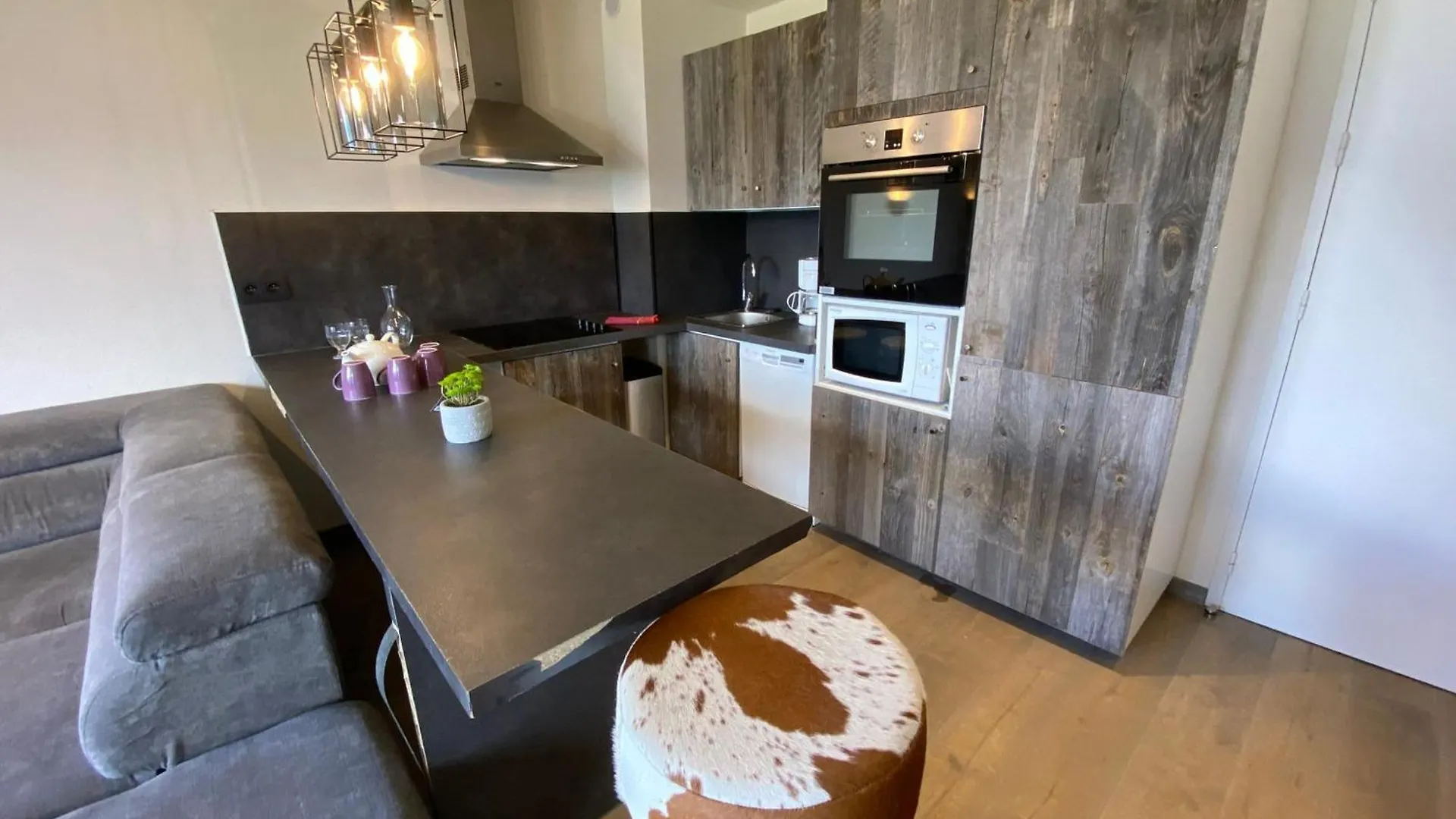 Bel Appartement Centre - Skis Aux Pieds Avec Wi-Fi - Fr-1-513-58 La Tania Apartment